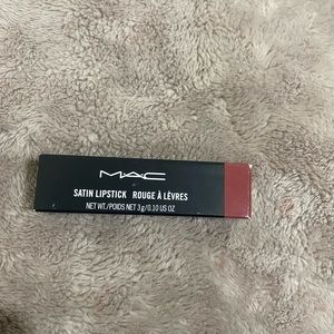 M.A.C lipstick ~ Twig~